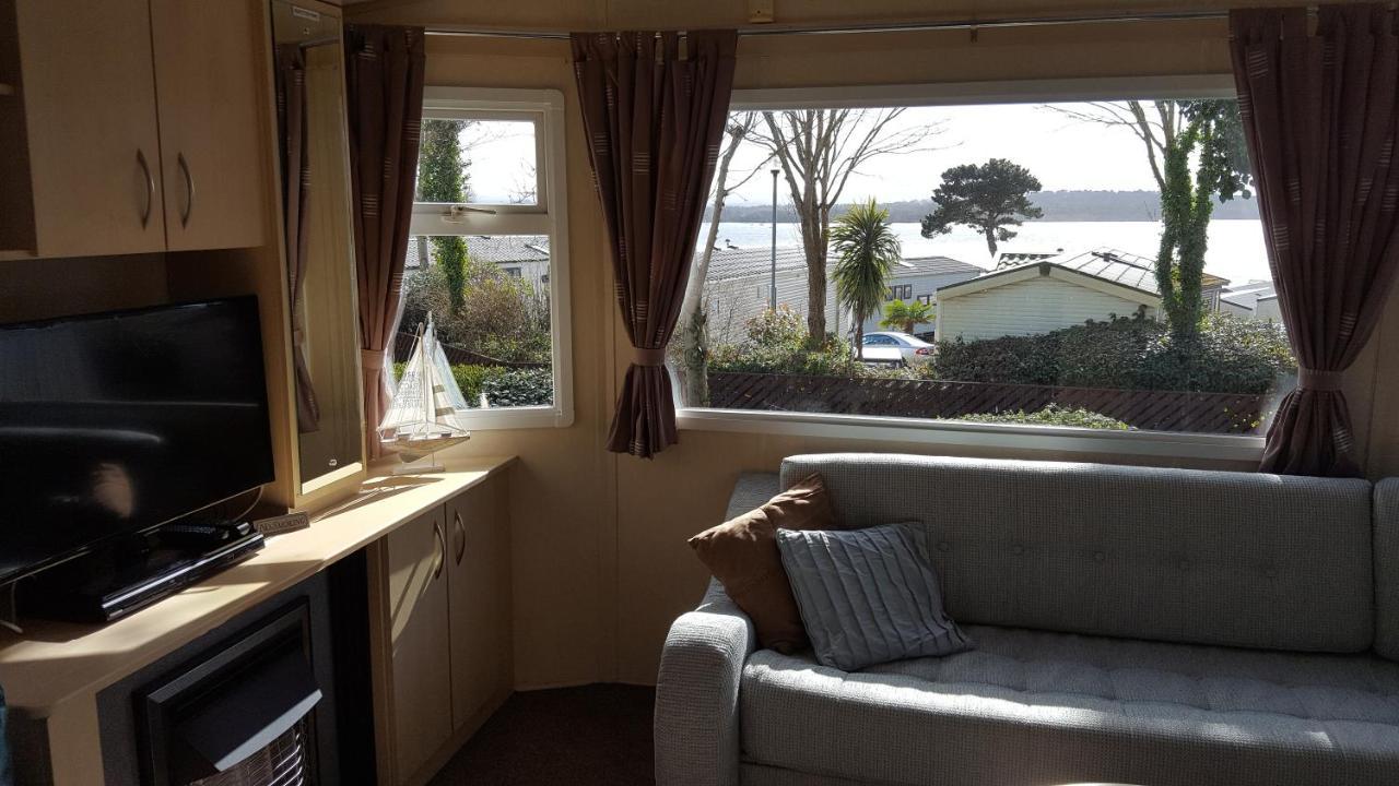 Hotel Pine Ridge 59 Rockley Park Poole With Sea View Sleeps Six Extérieur photo